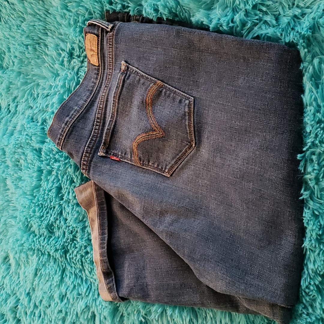 Levi's Cropped
